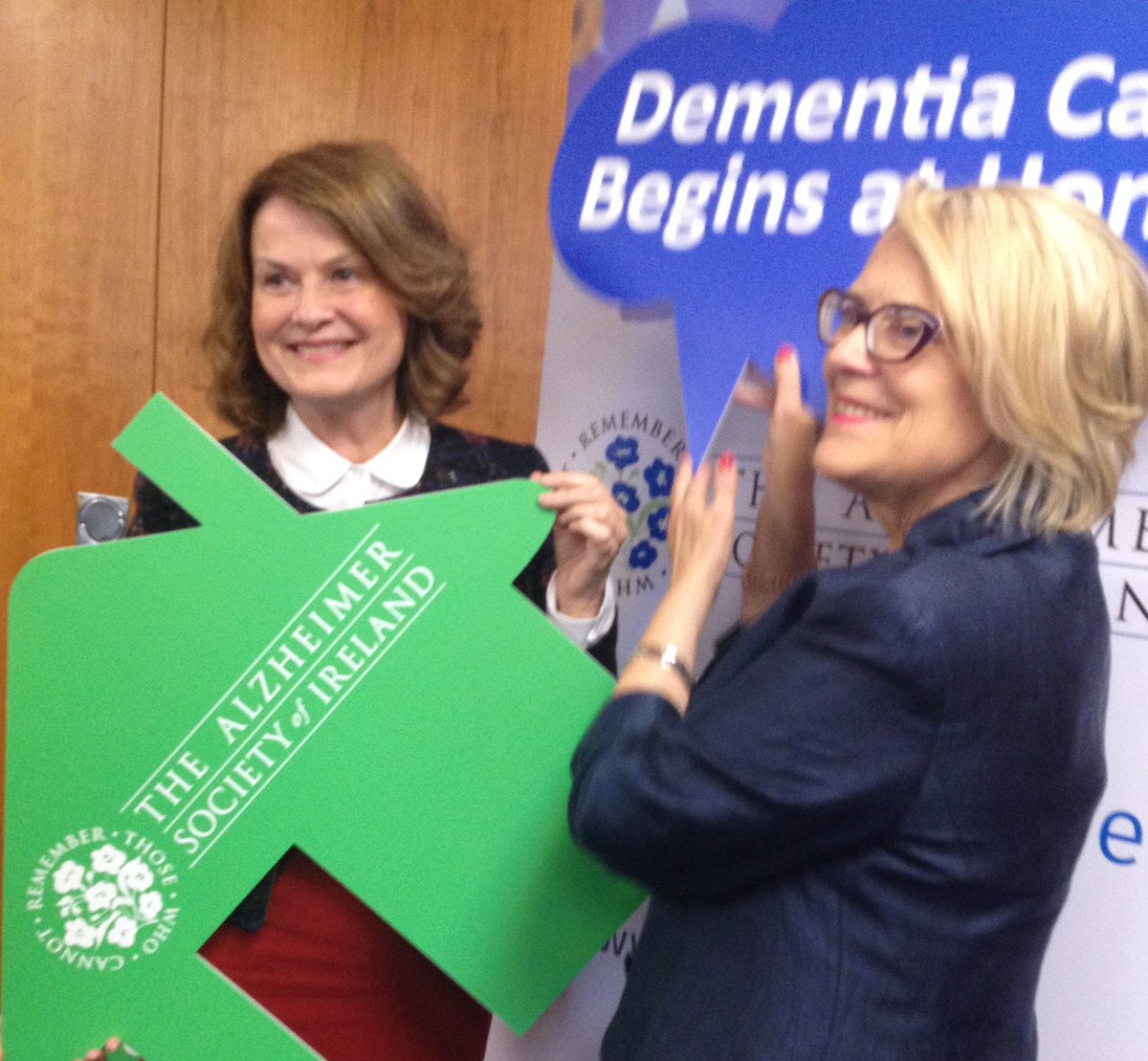 Sabina_Brennan's tweet photo. Everyone should have the right to live at home
Pls sign the @alzheimersocirl petition https://t.co/XTdL6C3o96
RT https://t.co/WFw4uyiGdK