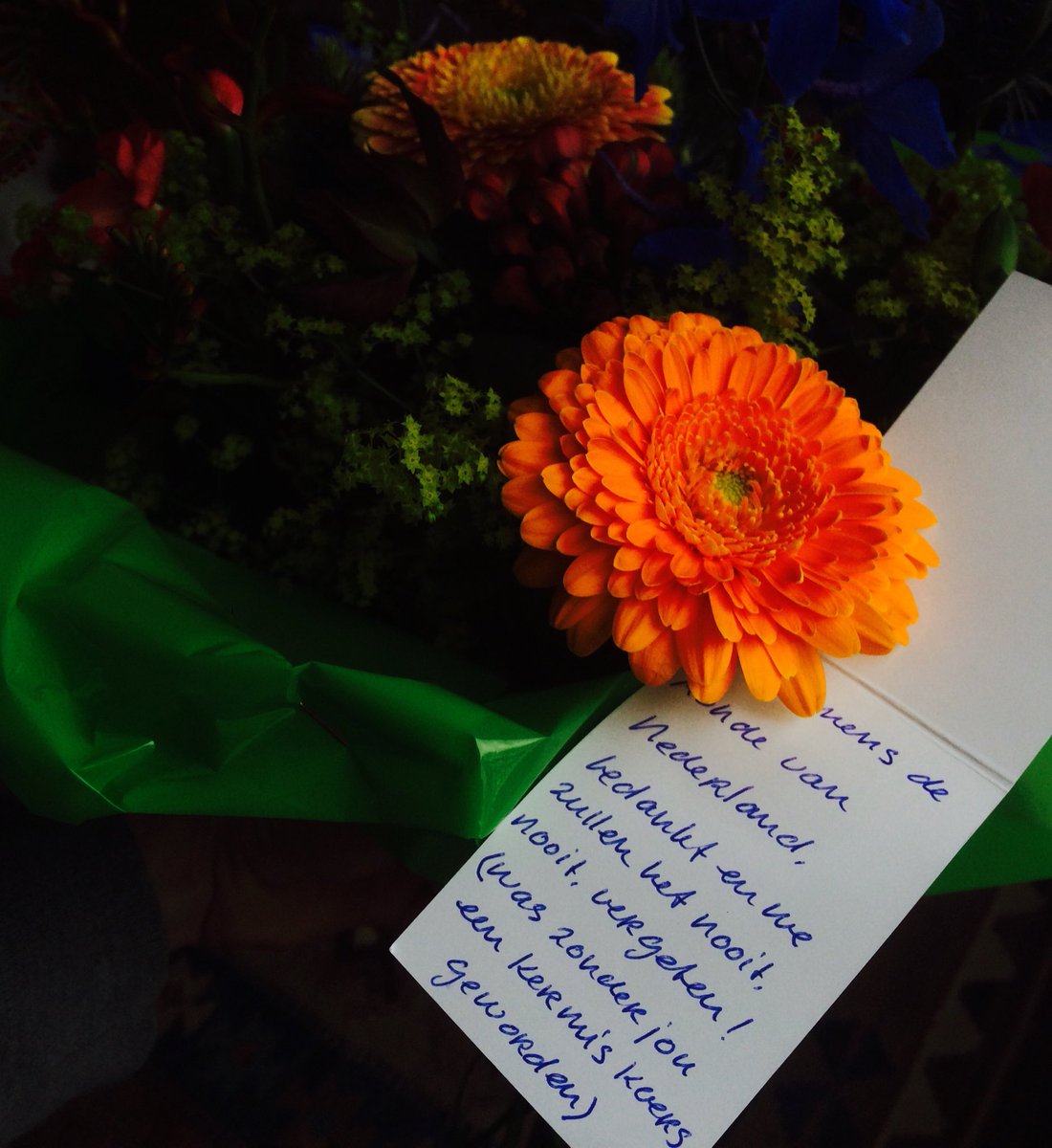 Kijk nou! Post van <a href="/rondevannl/">Ronde van Nederland</a> . Dank en houd vol, want de Ronde wacht op niemand....