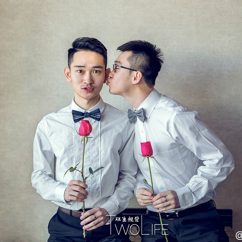 Lovegayclub's tweet photo. ***งานจีน งานนี้เค้าดีจริง
เอาภาพถ่ายเป็นเซตของคู่เกย์มาลง
>>>#twolife #ทีมสาววาย
Cr.twitter @fatanzarrr https://t.co/lH5foZtcc1