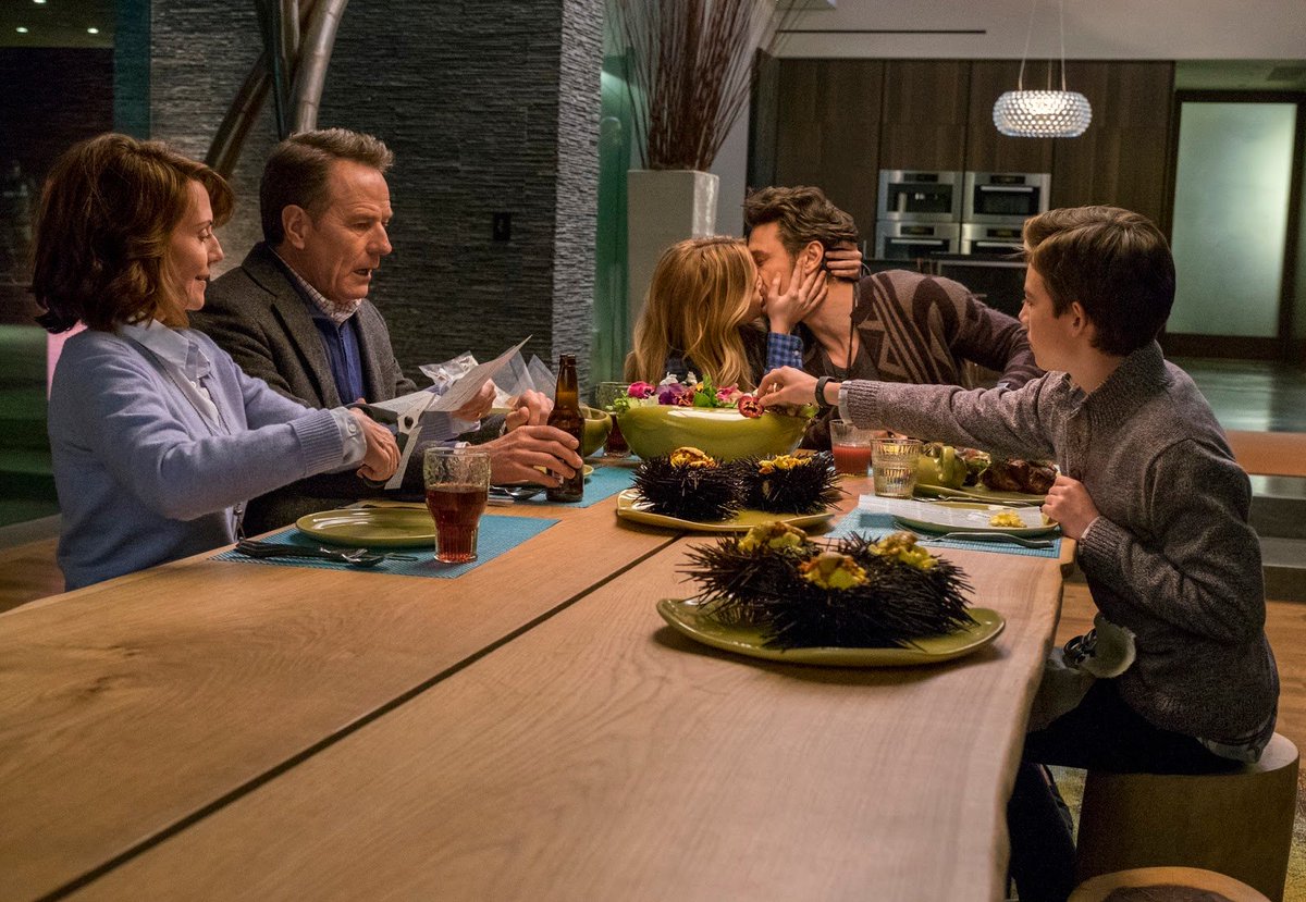 TheZoeyGalaxy's tweet photo. NEW #WhyHim? stills with Zoey Deutch, Bryan Cranston, James Franco, Megan Mullaly &amp; Griffin Gluck. https://t.co/9rHgABdceE