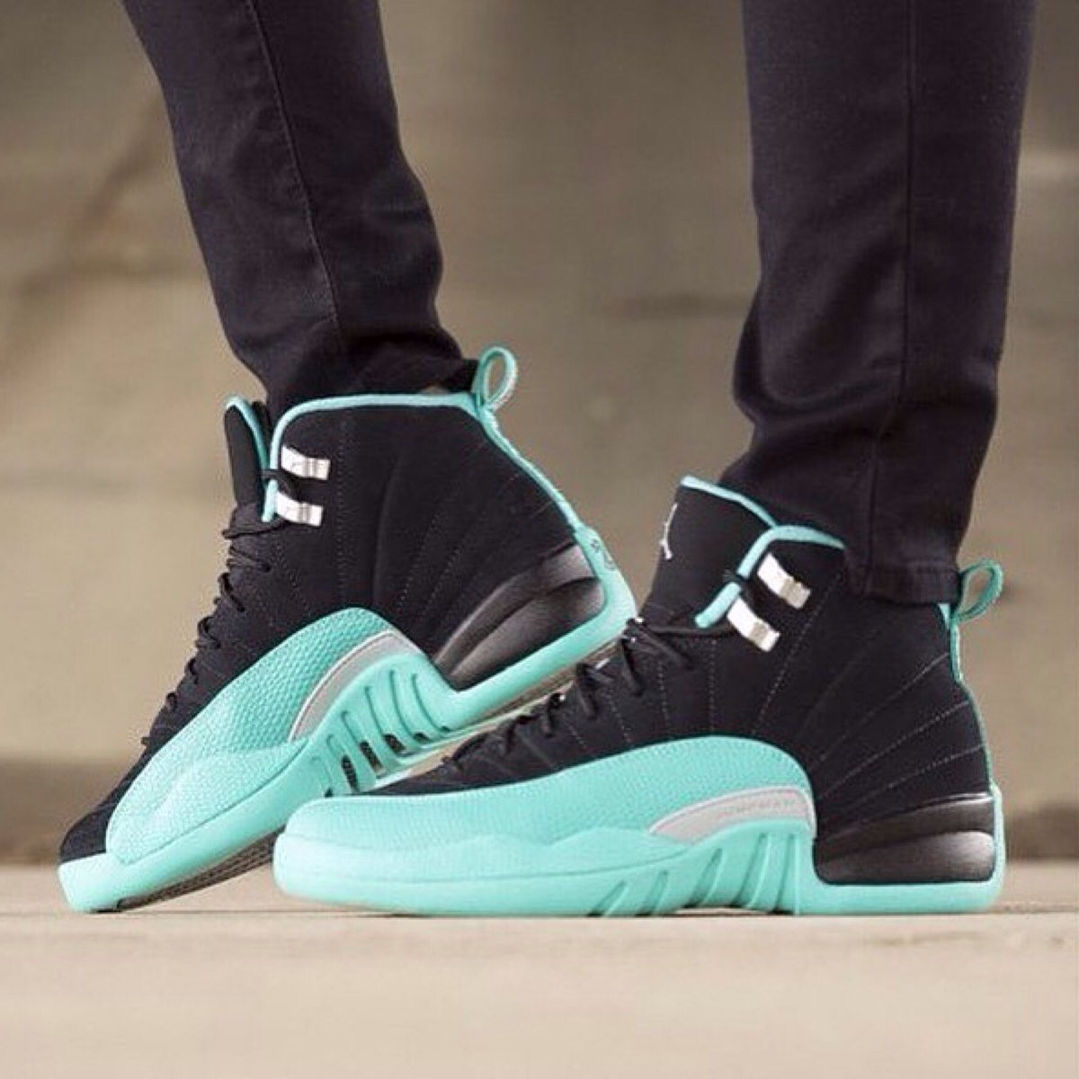 air jordan 12 hyper jade