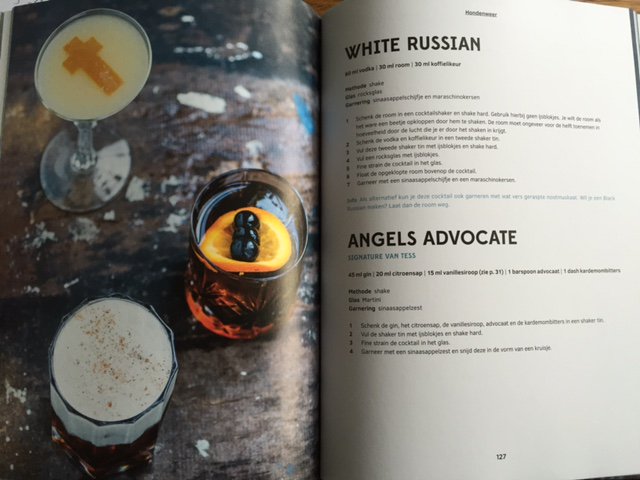 Bl**dy Mary: Kijk nou wat ik in de bus vind, dat wordt een dolle vrijmibo. Txs <a href="/tessposthumus/">Tess Posthumus</a> Wat een topboek!