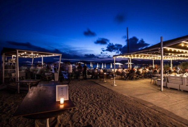 <a href="/ECCBeach/">Experimental Beach</a> is #Ibiza's new beach club, the perfect destination for #luxuryholiday makers blog.dynamiclives.com/interview-with…