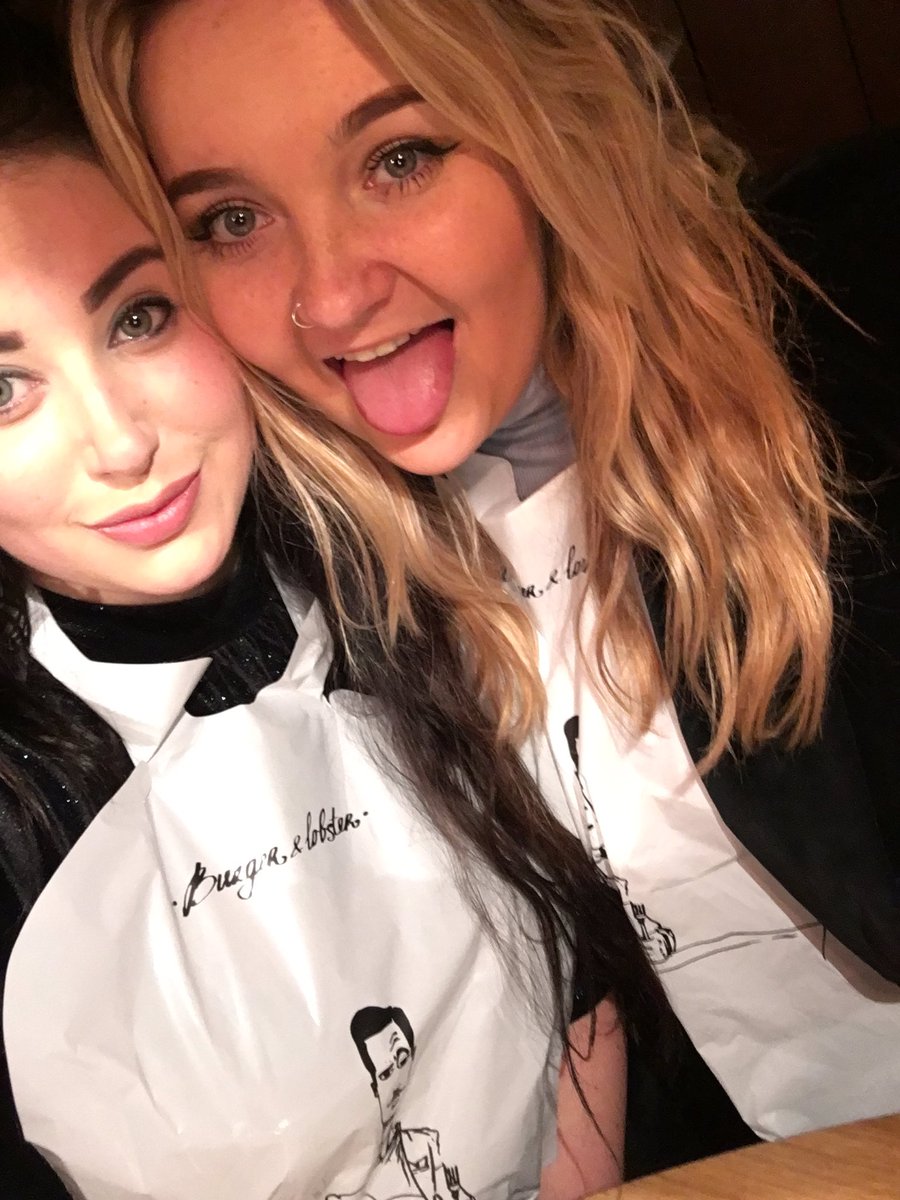 LivvBechtel's tweet photo. @DEMorecroft happy birthday my beautiful ❤️ can't wait for next week! All my love 💖🎉 https://t.co/YO1uFw6rWS