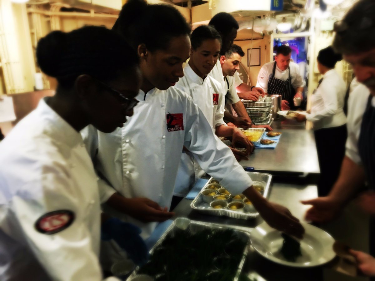 compassgroupuk's tweet photo. 📷 Pics from our #Compassgrads-@2ChanceUK #SecretKitchen dinner on the #HMSBelfast🚢 are up! https://t.co/DvM6H7wQ95 https://t.co/PZ80ju6TMK