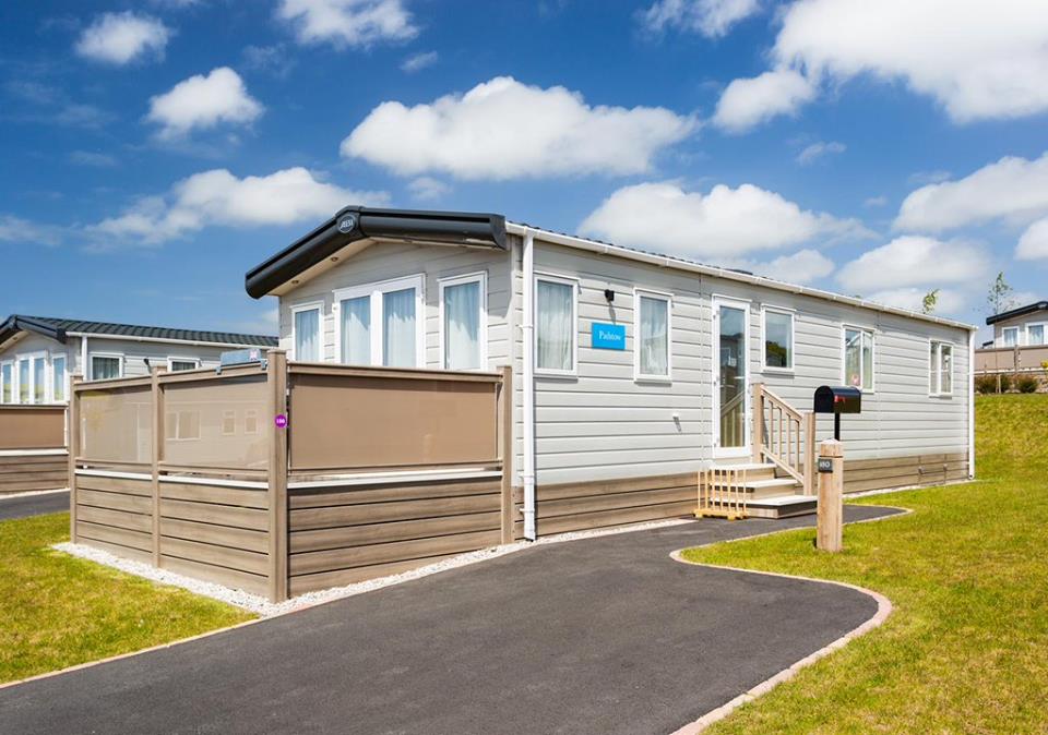 Who's counting down to the weekend?