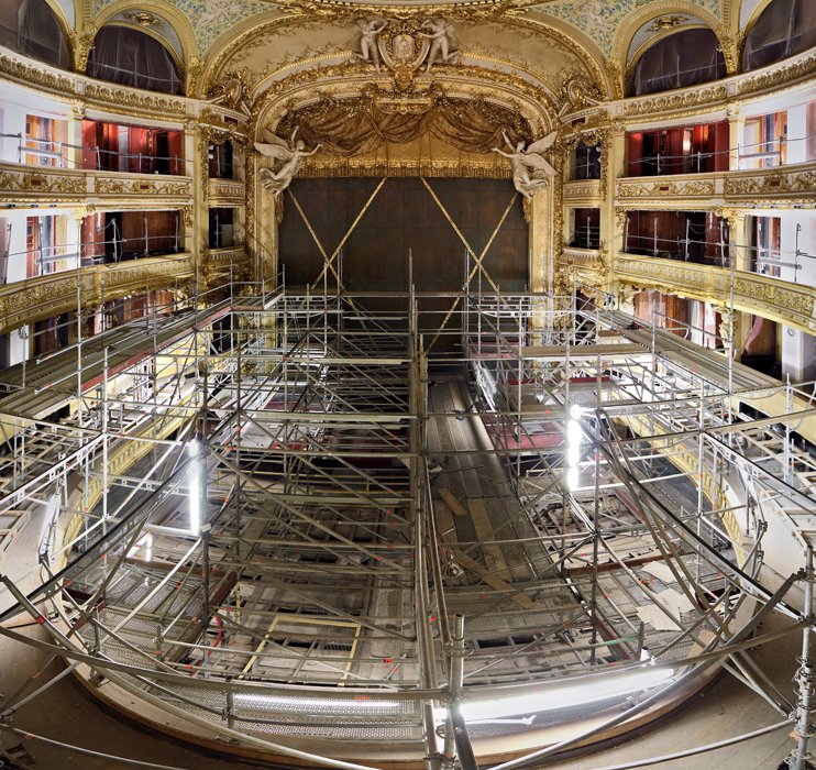 Opera_Comique's tweet photo. Les travaux de Favart en chiffres, ça donne ça et c’est hallucinant https://t.co/rNzvatVXrR #Travaux #FavartOff https://t.co/JPgfutN2TS