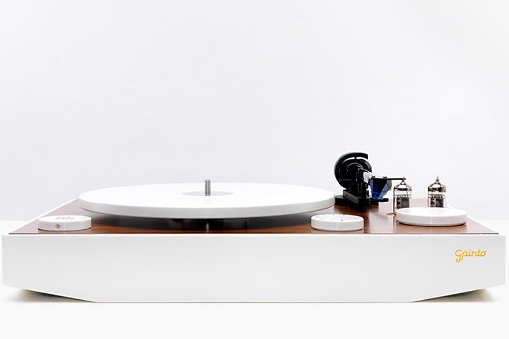 Gpinto ON platenspeler: oud en nieuw in één alpha-audio.nl/2016/07/gpinto…