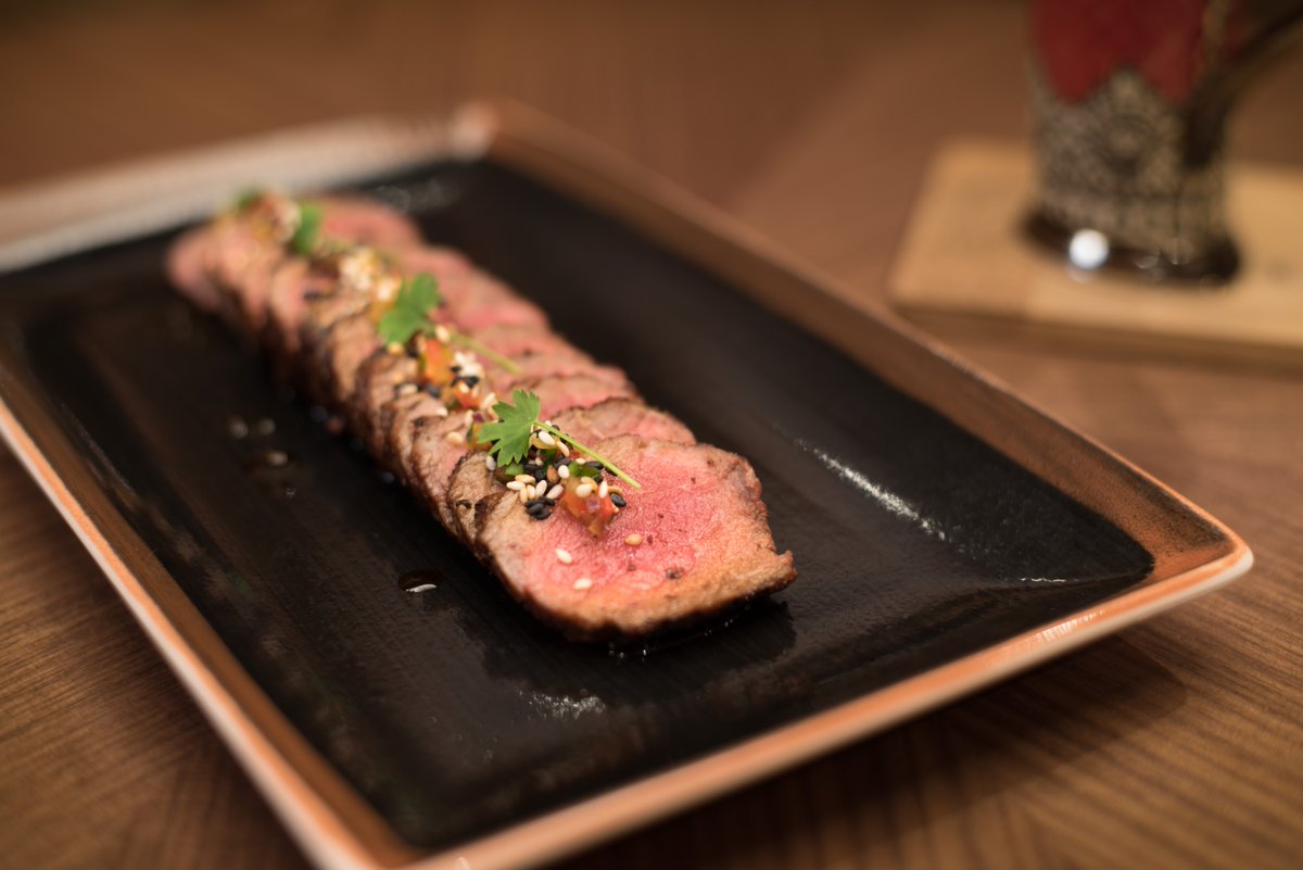 Seancloudsdale's tweet photo. Sirloin steak, truffle ponzu sauce, sesame seeds @OrioleBar #FoodPhotography #londonfoodie https://t.co/sCWQKH9B4Z