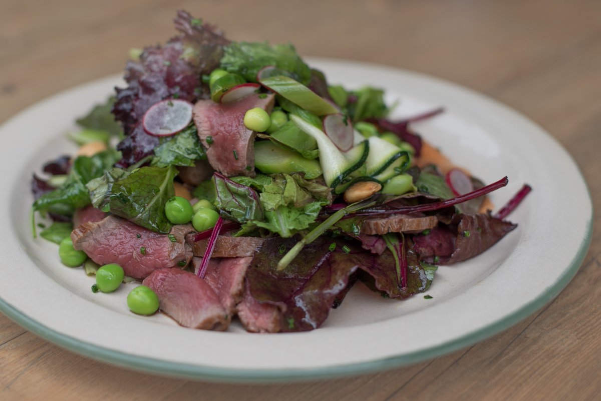 Seancloudsdale's tweet photo. Steak Salad @MacandWild #Fitzrovia #FoodPhotography #foodporn https://t.co/NMHTDobZTp