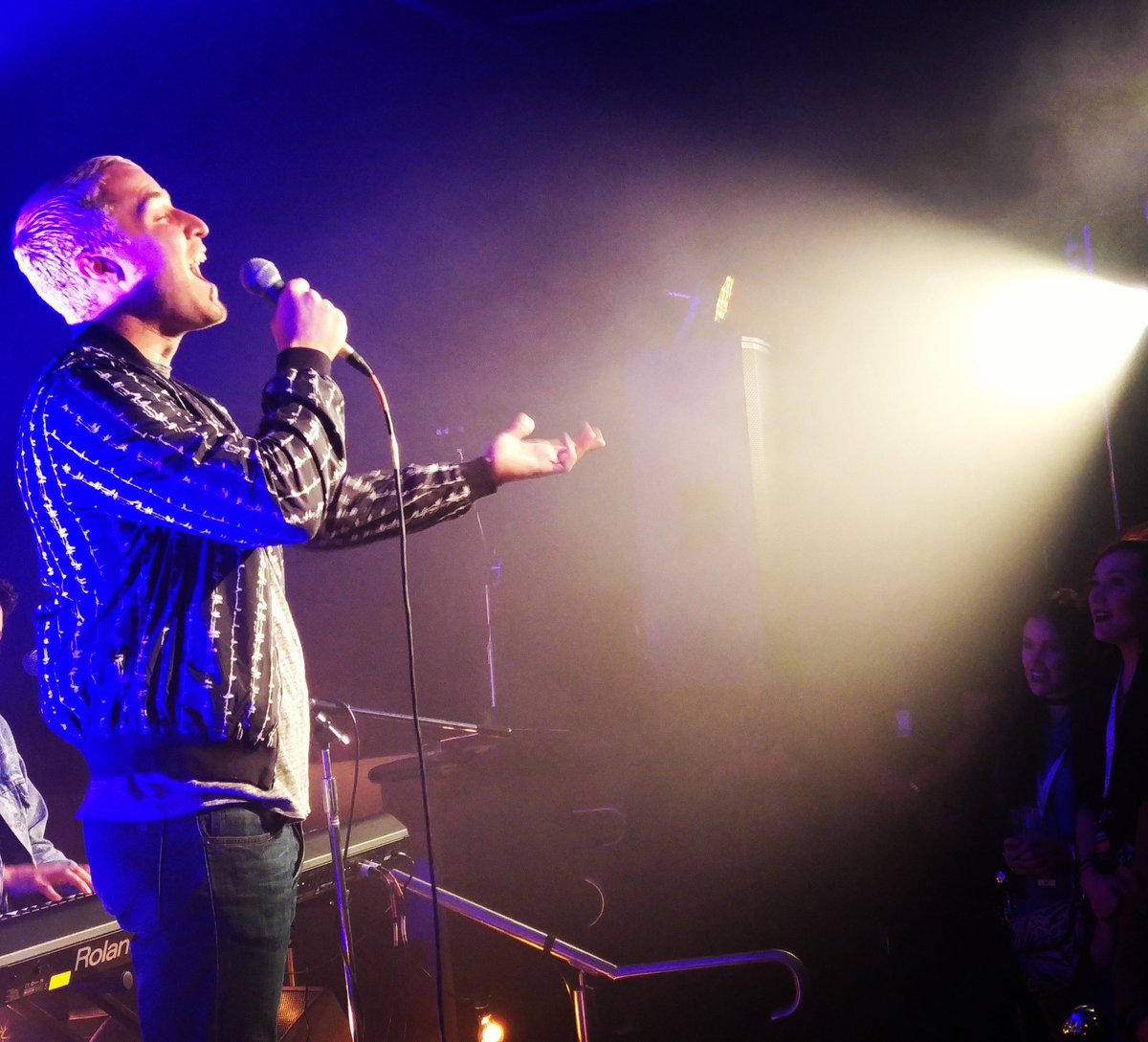 .<a href="/MikePosner/">Mike Posner</a> sounding amazing tonight, don't leave!! #iHeartMikePosner powered by <a href="/Optus/">Optus</a> <a href="/TheXStudio_/">The X Studio</a>