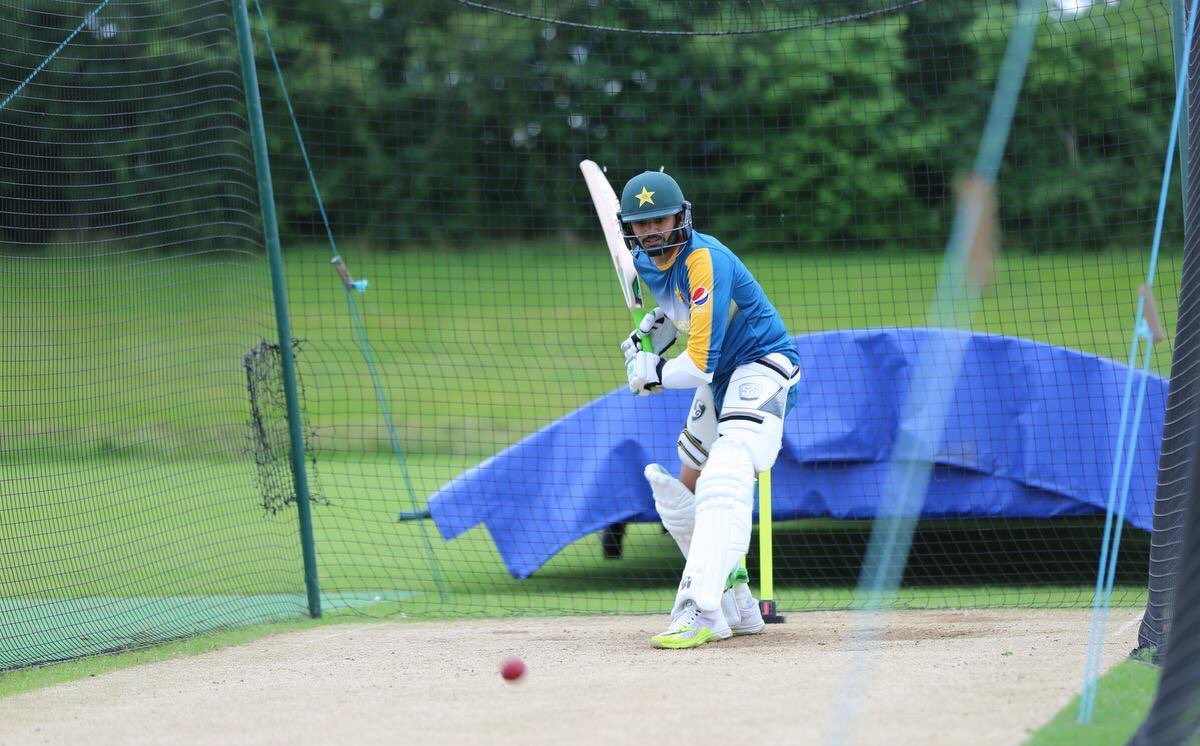 SherKhan77's tweet image. Watching the ball closely @AzharAli_ #Netpractice #ENGvPAK