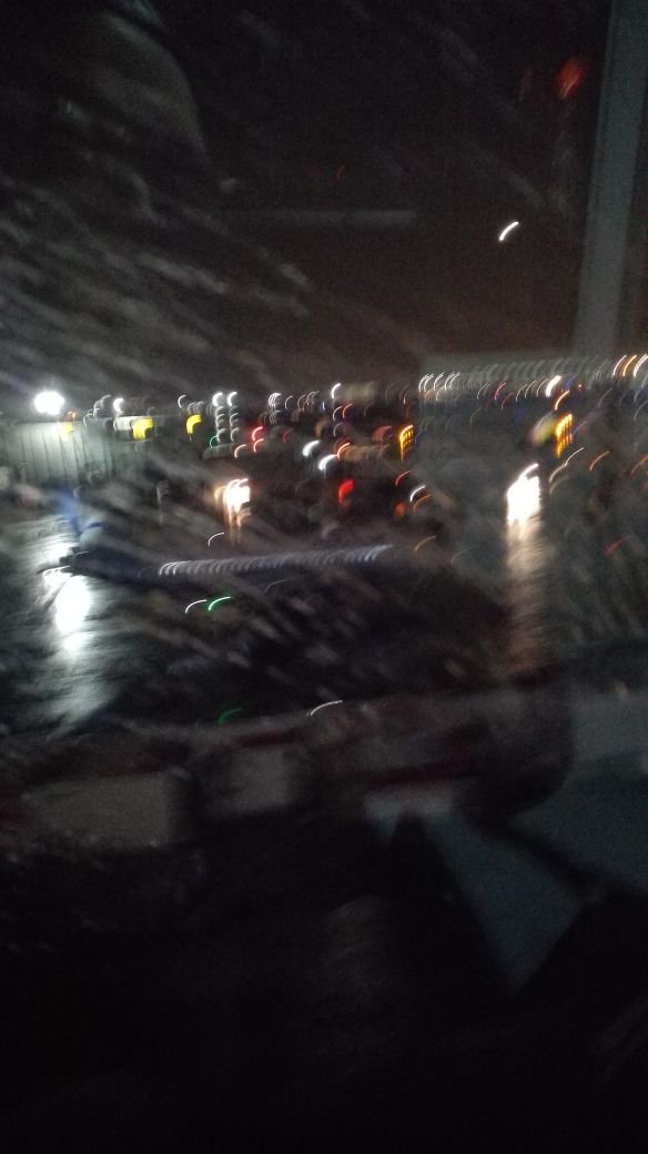 Campeonisim0's tweet photo. Aquí en el transporte público, ¿Por qué fui pobre? https://t.co/yxTiyAoVZh
