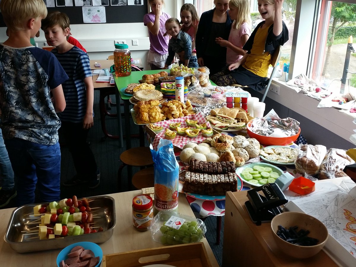 Afscheidslunch met groep 5/6 was een groot succes. Ouders bedankt voor het organiseren en de inzet van jullie !