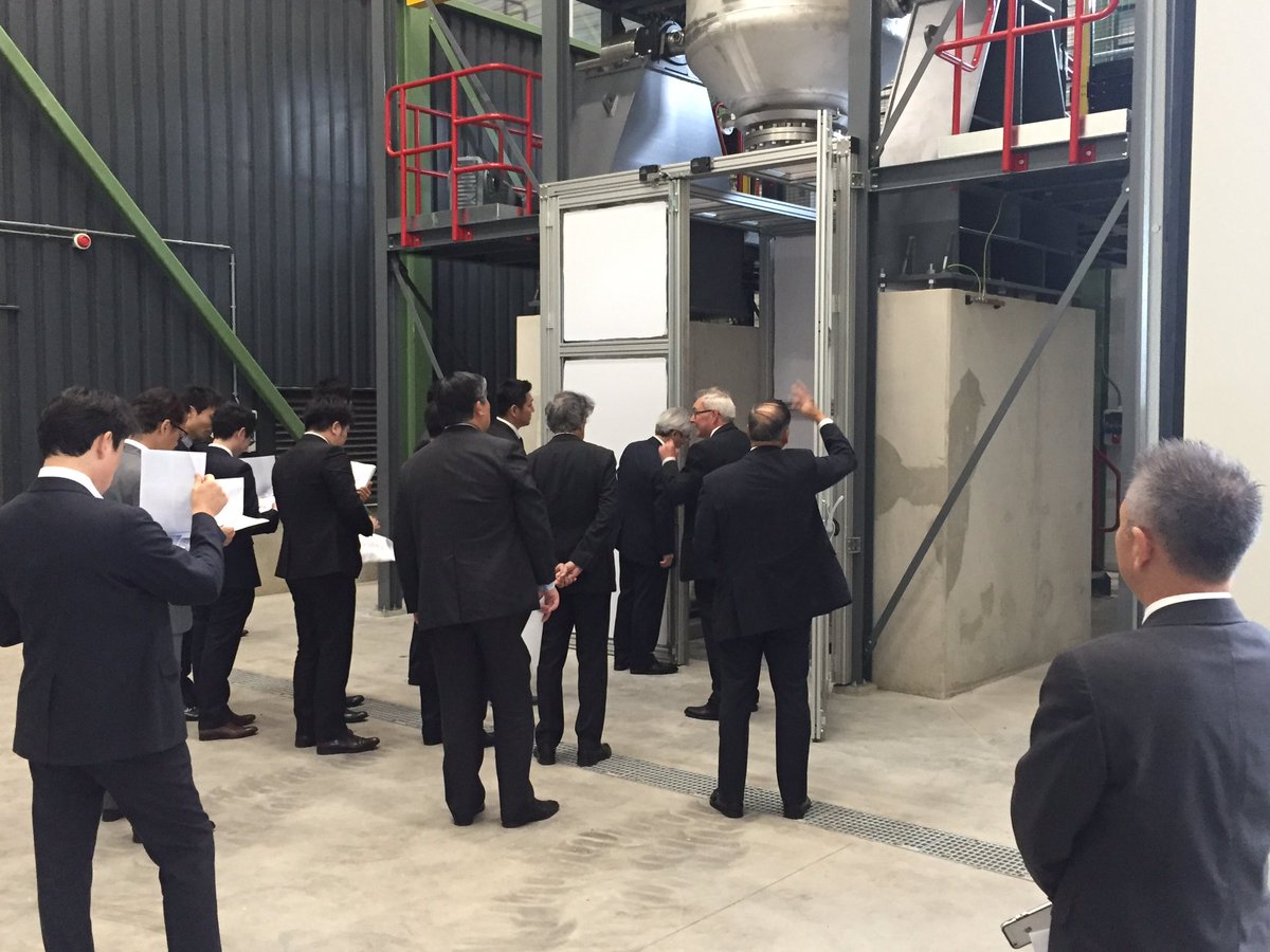 Sleutel overdracht nieuwbouw productiehal Sekisui. Grote delegatie incl de President overgekomen vanuit Japan #trots