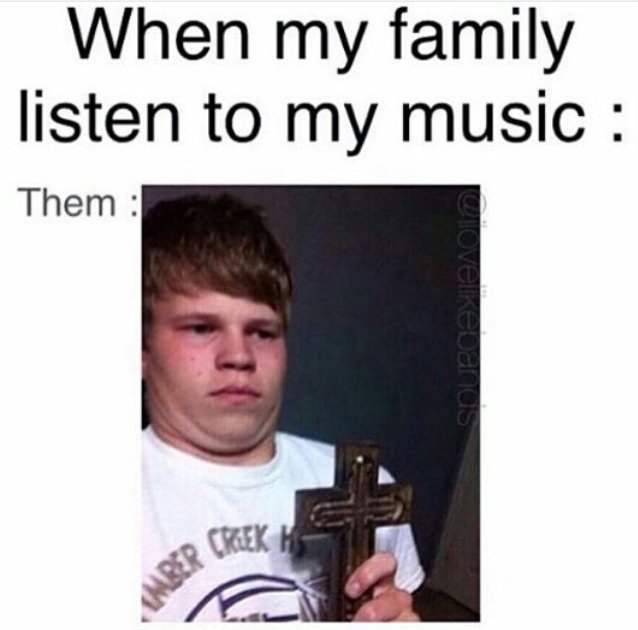 pewntz's tweet image. this is my mom 😂