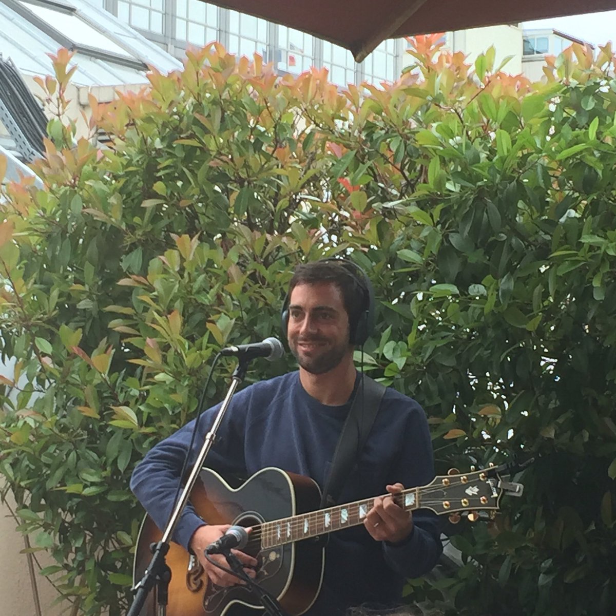 Jurgensen_T's tweet photo. Bravo à l'équipe du Grand Morning @RTL2officiel pour cette saison et la dernière avec @listentococoon live. #LGMRTL2 https://t.co/Py7TFvNKeI