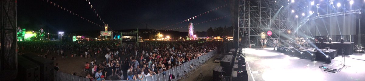 morvai_robert's tweet photo. #lacoustics #lacousticsk2 #soundengineer #livesound #livesoundengineer #voltfesztival #volt2016 https://t.co/eQp50DAzxd