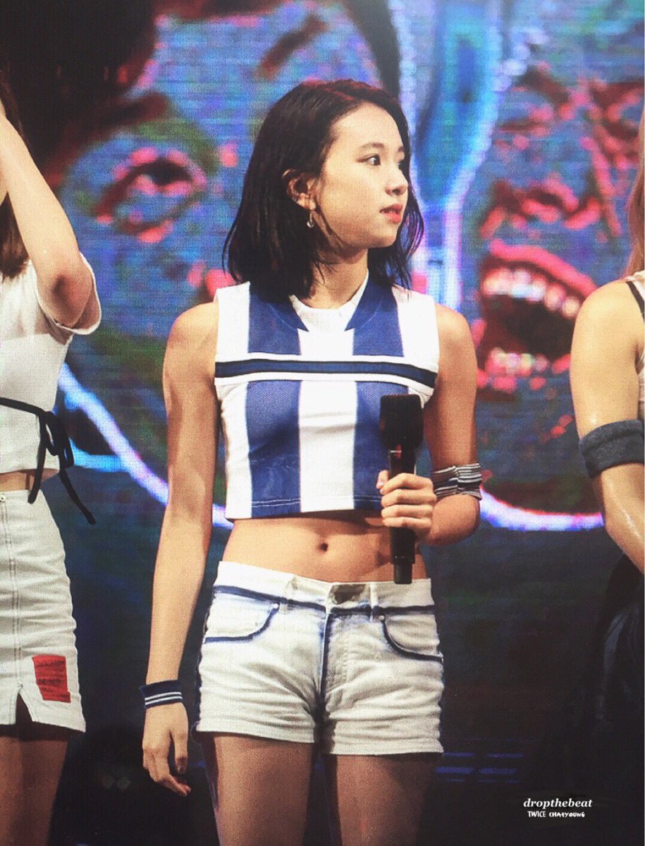 dropthebeat_kr's tweet photo. Raindrops Keep Fallin` On Her Head☔️🎶 #채영 #Chaeyoung https://t.co/llG9DcIlGl