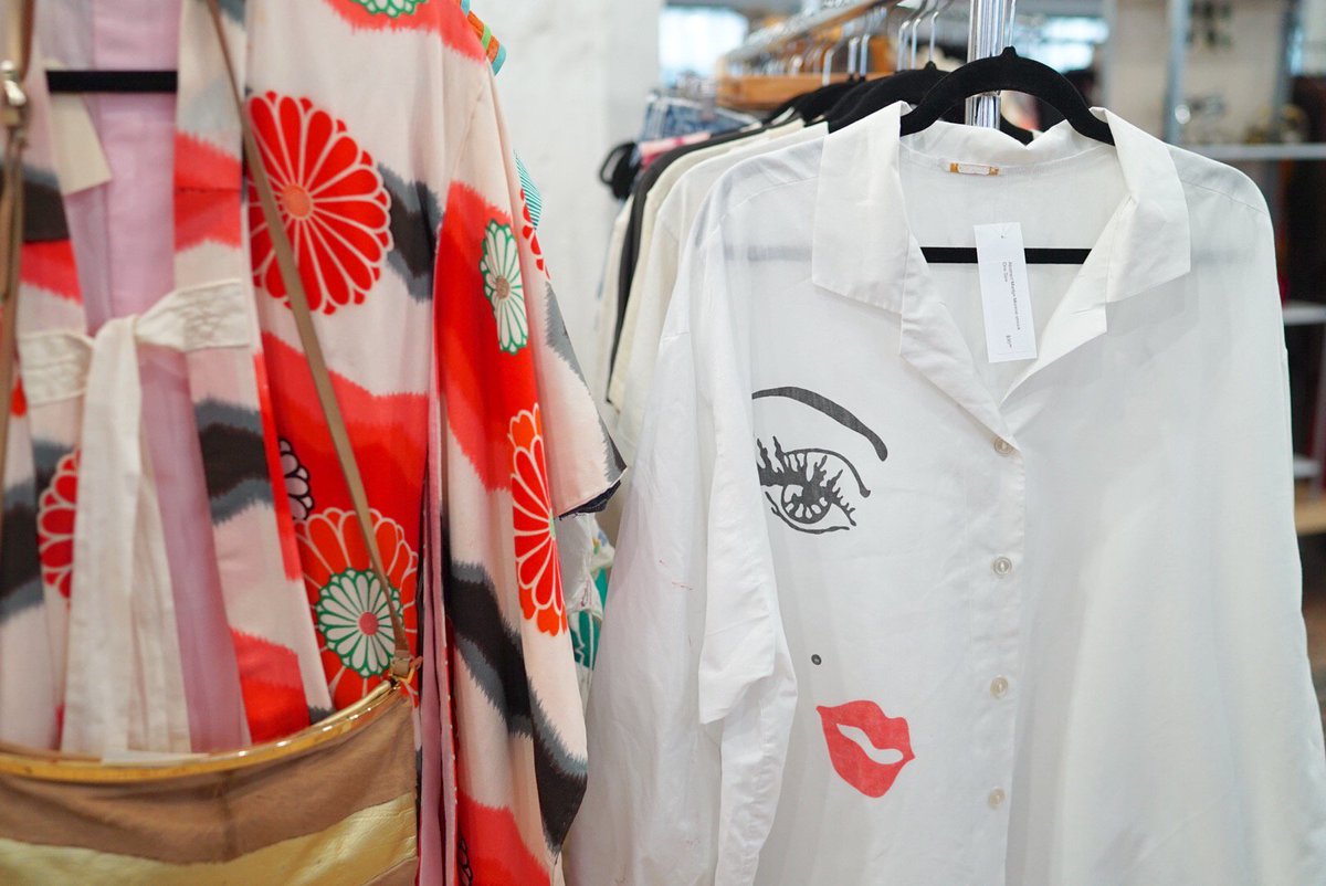 With a wink and a kiss 😘 Here's to the weekend #TGIF