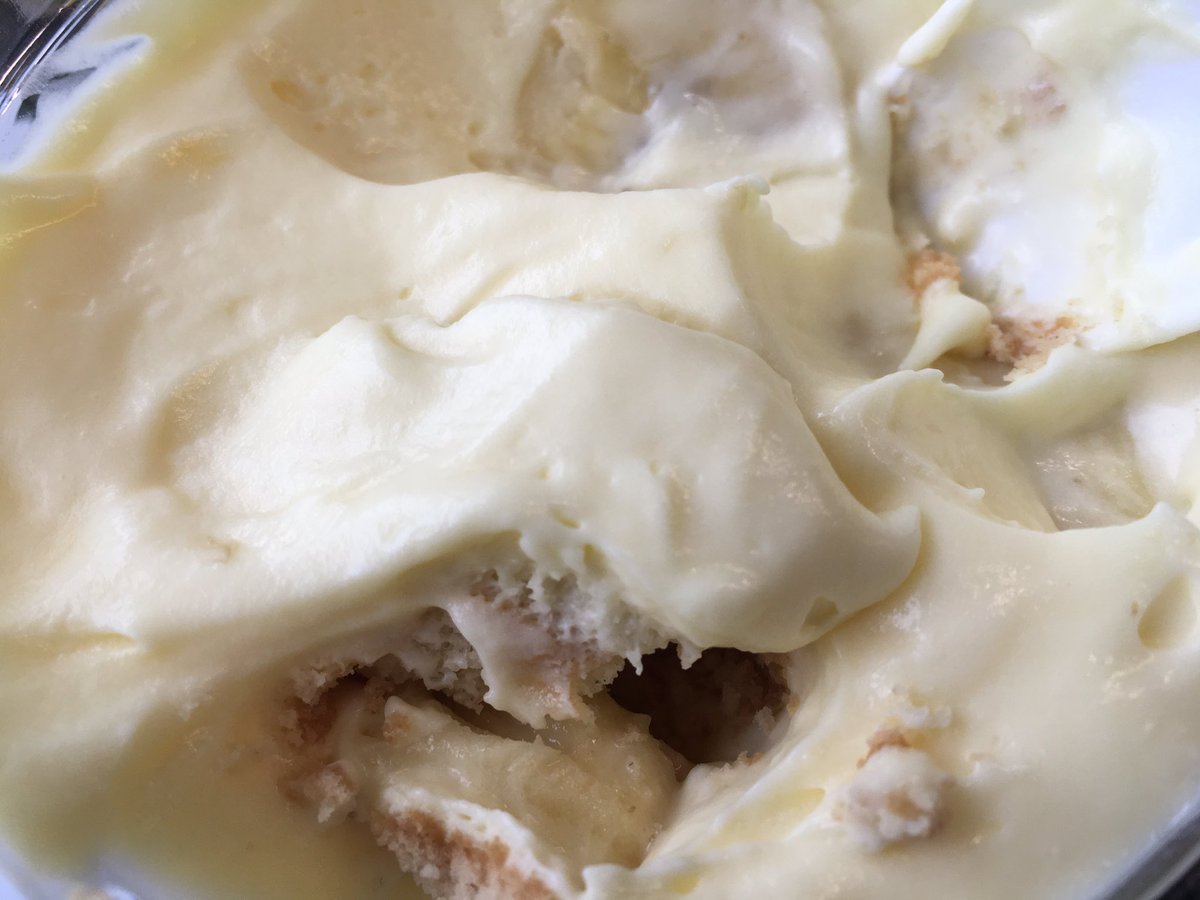 RaganStuff's tweet photo. Seriously the #bestBANANApudding I've ever had!  @GoodwillSP #CommunityTableBistro @WilsonsWorld https://t.co/dwNV2wP9yU