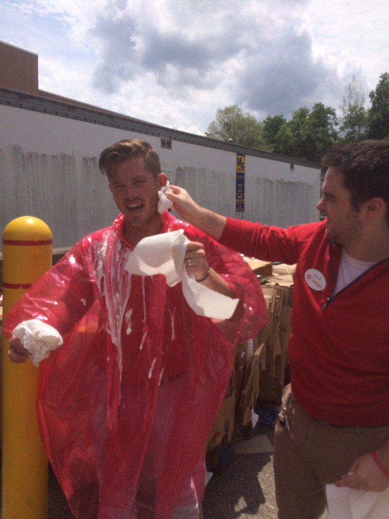 <a href="/Danny_Noonan11/">Danny Noonan</a> <a href="/EricAP_Target/">Eric Reilly</a> what are friends for? #fastfunfriendly #bestteaminretail