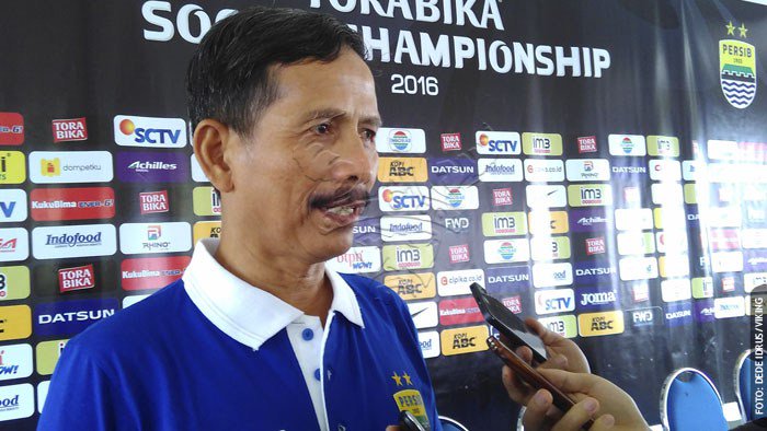 Djanur Janjikan Persib Bangkit Dan Tampil Beda Lawan PSM vikingofficial.com/2016/07/01/dja…