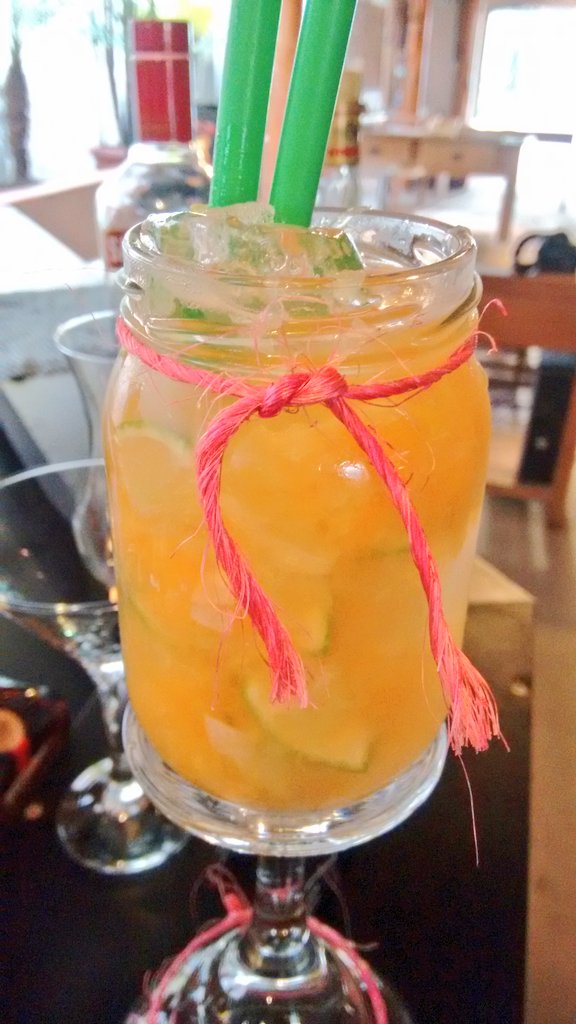 Fastbar's tweet photo. A boa do dia...
Mexerica, com limão e vodka
Venham experimentar... https://t.co/JA4nFexyuQ