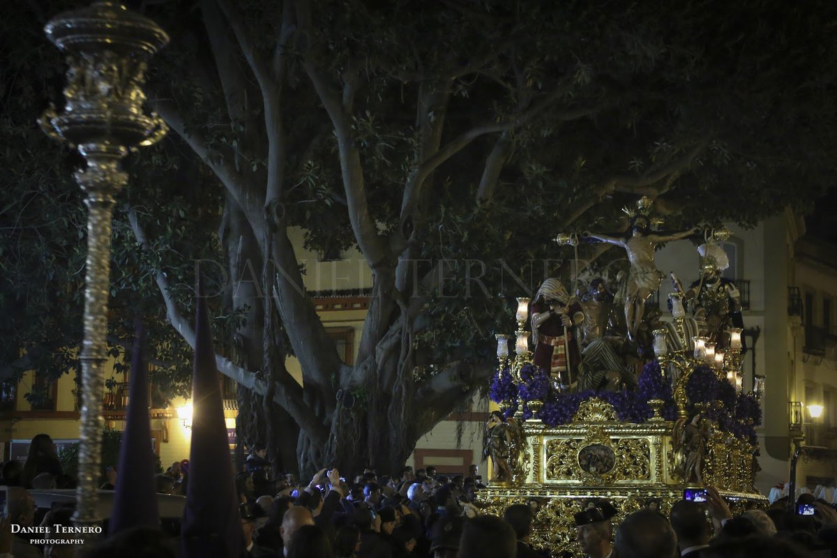EVarales's tweet photo. Jueves Santo 2016 https://t.co/qcSkDdgjya @columnayazotes @Hdadlosnegros @Hdad_Pasion @LaExaltacion https://t.co/xhzZhcm8qH