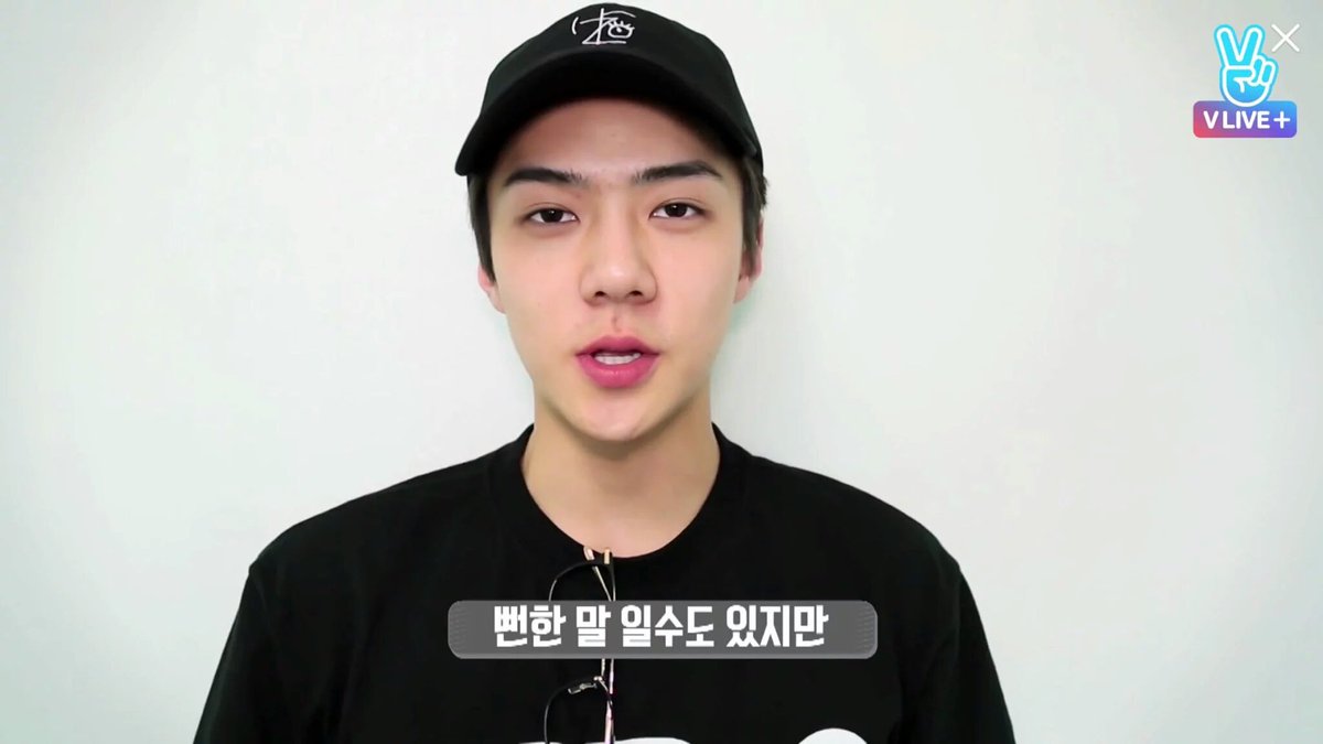 BUBBLETEAHOLIC's tweet photo. ให้พูดถึงเอ็กโซแอล
เซฮุน: มีแต่คำว่าขอบคุณและขอบคุณมากๆ *นิ่งแล้วคิดคำพูด* คงจะมีแค่คำนี้ เป็นคำอื่นไม่ได้แล้วละครับ https://t.co/kBEFluW7vU