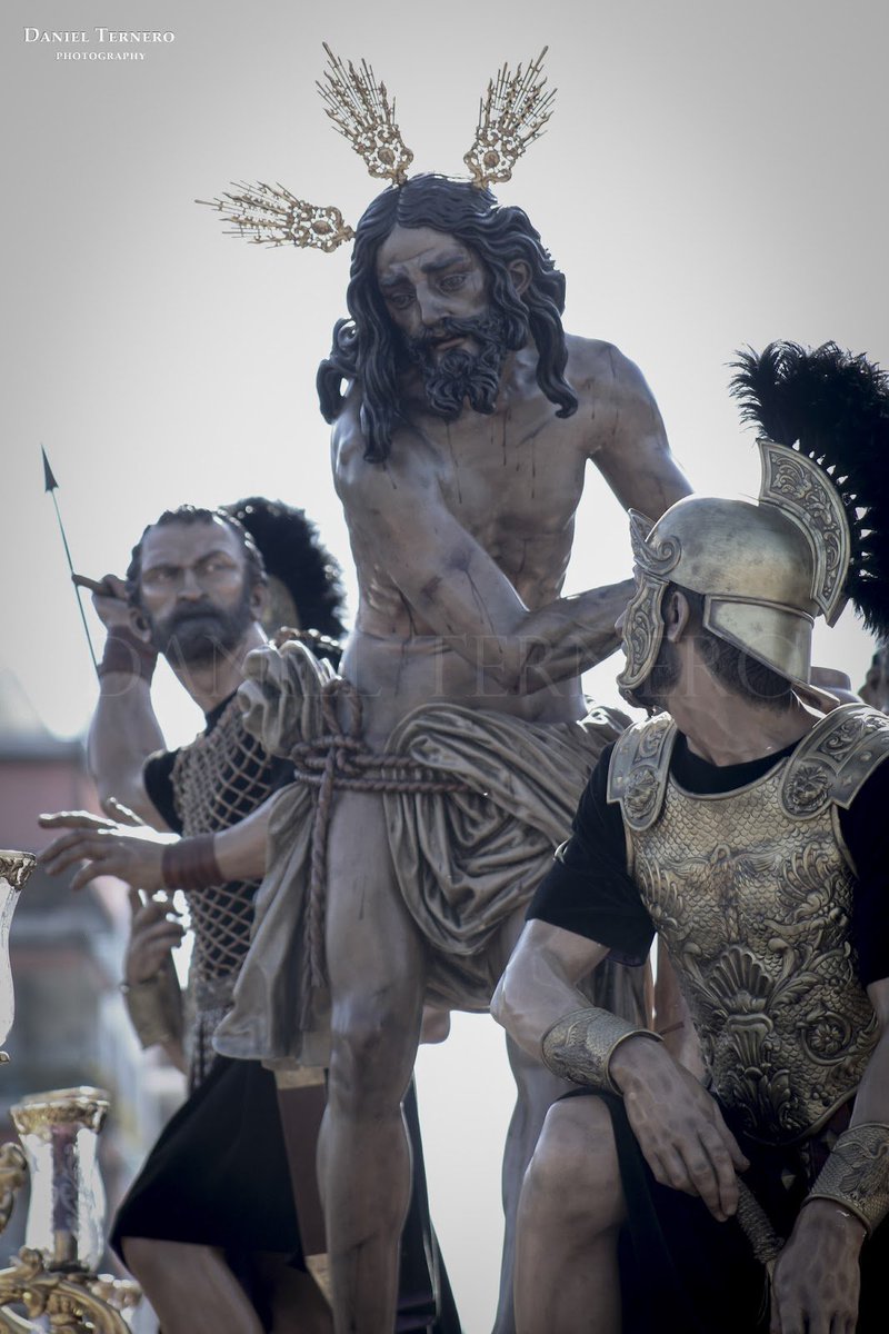EVarales's tweet photo. Jueves Santo 2016 https://t.co/qcSkDdgjya @columnayazotes @Hdadlosnegros @Hdad_Pasion @LaExaltacion https://t.co/xhzZhcm8qH