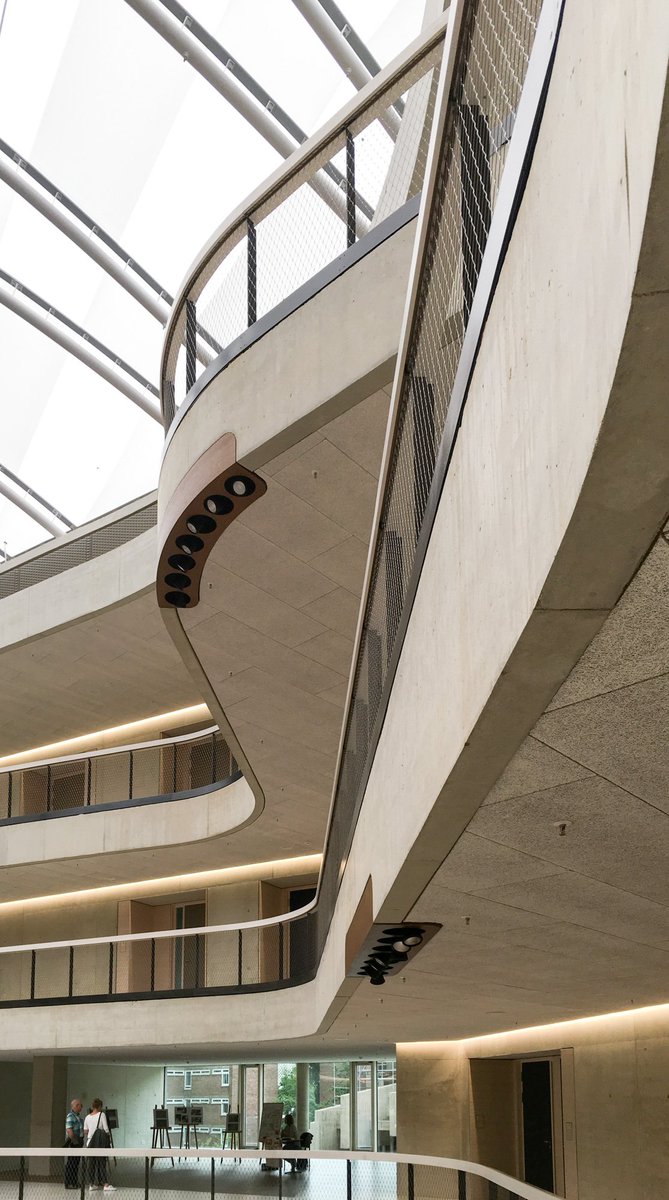 lichtkunstlicht's tweet photo. Also yesterday: Public opening of Erzbischöfliches Berufskolleg in Cologne with #3pass architects. https://t.co/uiYfqgCne4