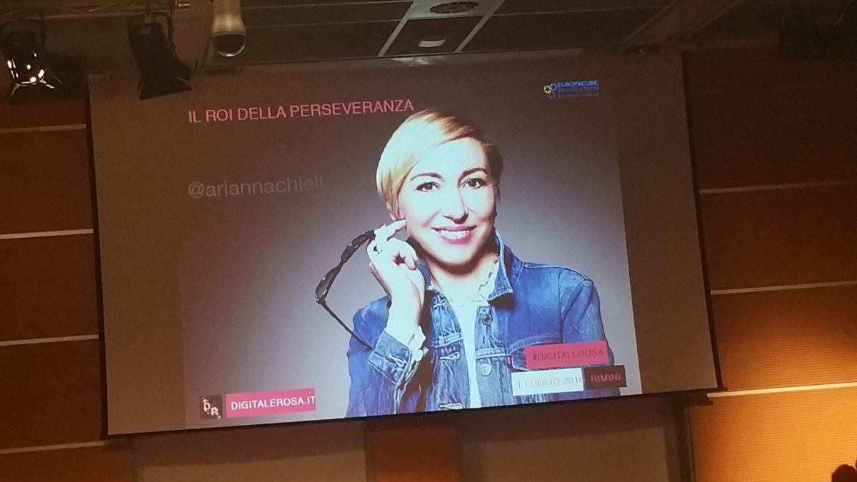 Insocialmediait's tweet photo. Perseveranza è volontà di non mollare mai anche davanti alle difficoltà @ariannachieli #DigitaleRosa https://t.co/9WBZVPLW29