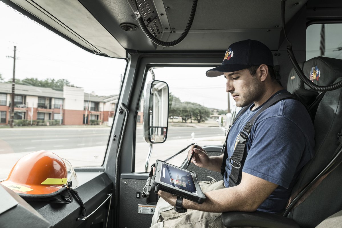 alltp's tweet photo. Now that @emsCharts has an #android version, you'll need a rugged Android tablet like the @XploreRuggedPC #D10. https://t.co/FP1NZeSwsW