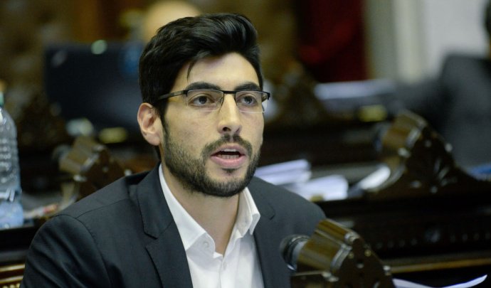 MundoGremial's tweet photo. .@Facundo_Moyano propone cambios en el Impuesto a las Ganancias. Qué dice el proyecto.
→ https://t.co/iUGggqYW99 https://t.co/ruCLhZUX5X
