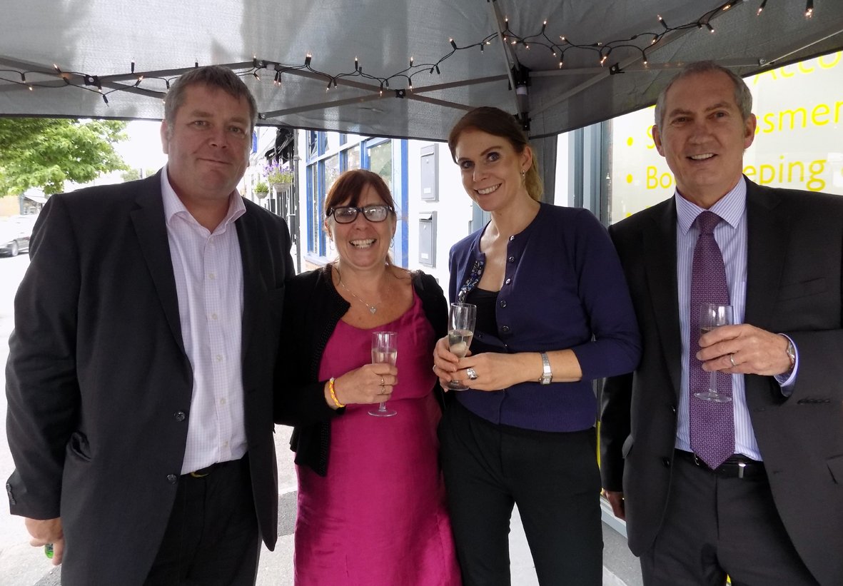 DickieSays's tweet photo. Another happy client benefits from my creative skills as I help to launch @BruceBurrowes 3rd TaxAssist office! https://t.co/giwi86fC7U