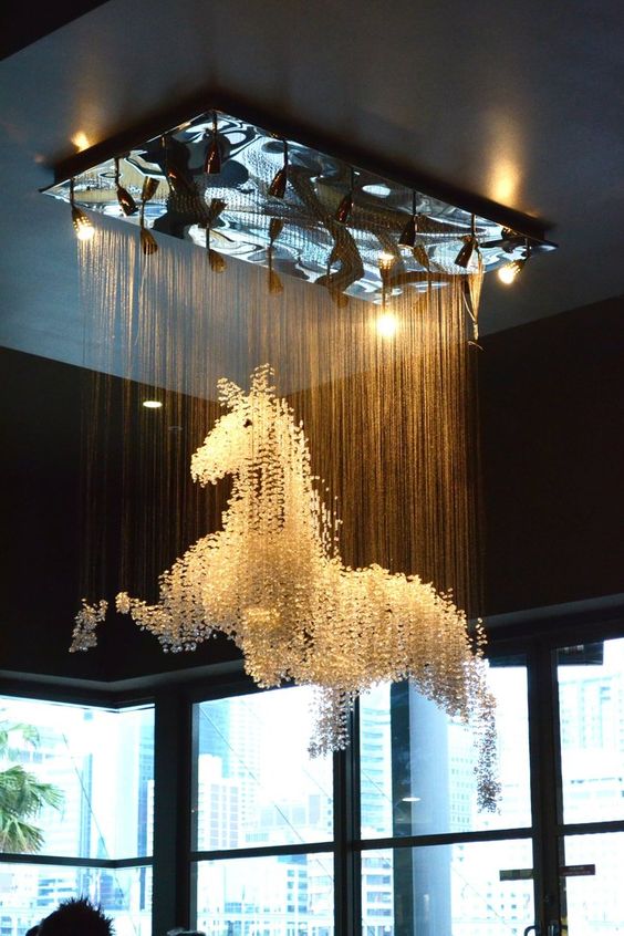 youline_net's tweet image. Мчащийся белый конь замер в воздухе #youline #svet #interior_design #lustra #horse
youline.net/id/svetilnik-n…