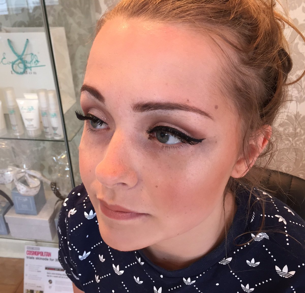 ohsogorgeous_o's tweet photo. Today's beautiful prom make up &amp; @beproudbepro lashes #prom #colnevalley #huddersfield #ohsogorgeous #lashes https://t.co/4yN8V7WPPK