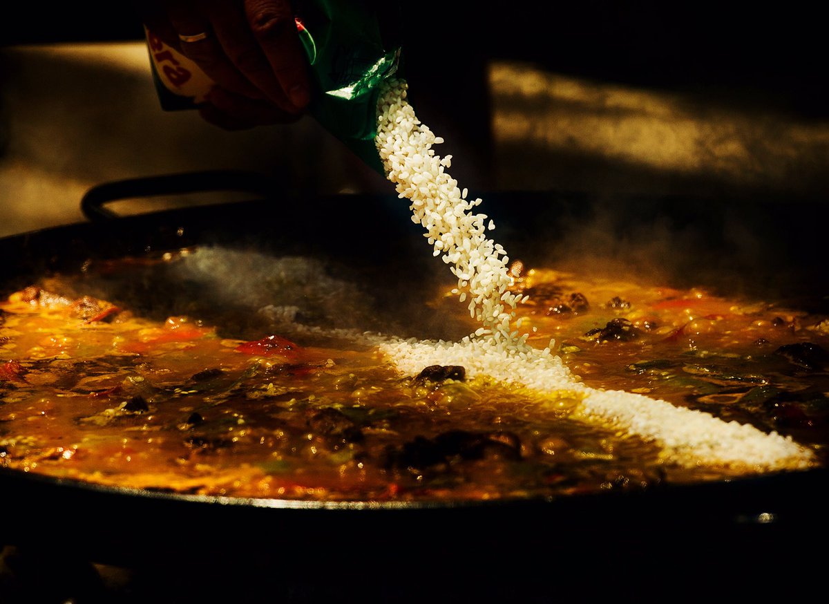 vilarjavi's tweet photo. Las #paellas del #grao de #Castellón #traficiones #santpere @arrozlafallera https://t.co/rW6ksQ08sH