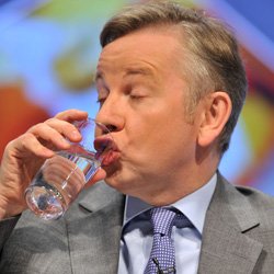 simonswatman's tweet photo. He's 48, by now you'd think he would have learned how to drink liquid. https://t.co/F8n5YDkUhv