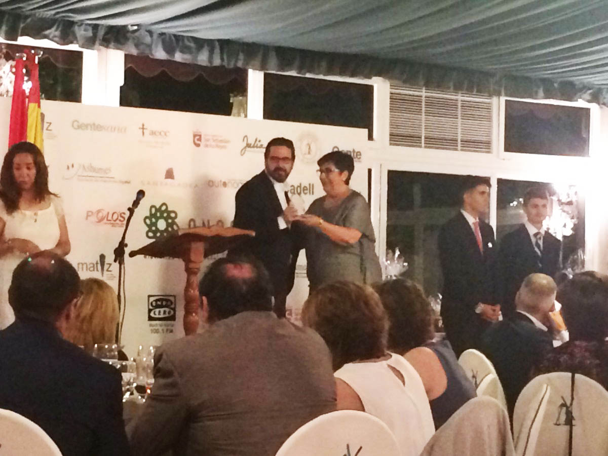 Otro premio para el <a href="/RetoPelayoVida/">Reto Pelayo Vida</a>. Esta vez de <a href="/ANOMEasociacion/">ANOME</a> a <a href="/Pelayo_Seguros/">Pelayo Seguros</a> (<a href="/fcabrero/">Paco Cabrero</a>)... Grandísimo....!!!