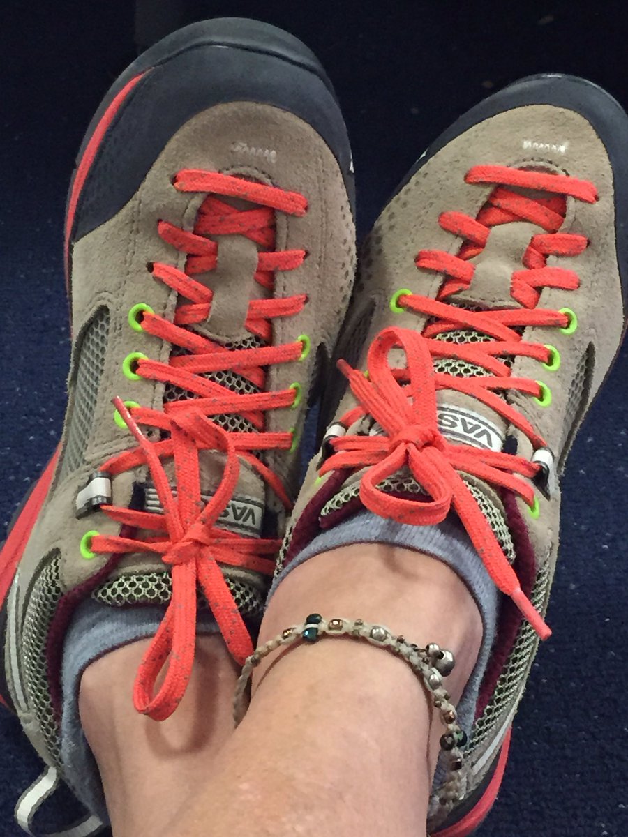 ElkeMartin's tweet image. Loving these new @VasqueFootwear #hiking #shoes - 1st time w/brand #realworldtest in #SantaFe + #Taos coming up