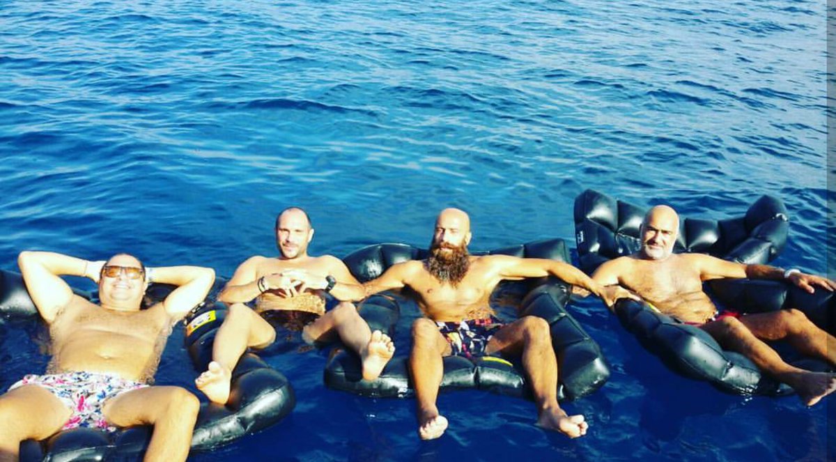 PigroFelice's tweet photo. #Jump from the #yacht #boat into the #sea #ocean,#relax on our #water #hammock. #dogs are allowed too ;) . #dogfloat https://t.co/2C9brIBPLM