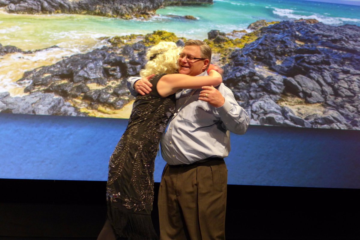 ipcrx's tweet photo. Congrats @ipcrx @McKideaShare Trip Winners: 2) Hawaii - @jmbeisner of @WilkRx (Nevada, MO) #ideaShare2016 #IPCBooth https://t.co/kcuNYarP7l