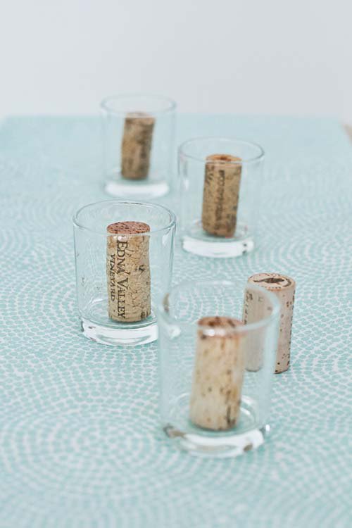 RT <a href="/VinePair/">VinePair</a>: Doing a #summer BBQ? Why not illuminate with some homemade #wine cork candles?
vinepair.com/articles/8-way…