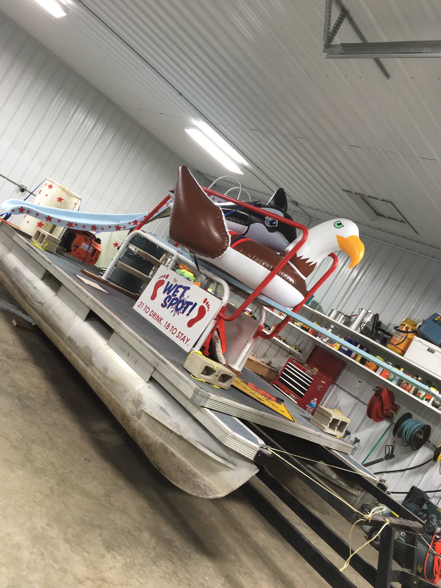 therealflatty's tweet photo. what's more #merica than a killer whale riding a bald eagle? we got a wet spot and you can't come on it #4thOfJuly https://t.co/7JyZV4gV5P