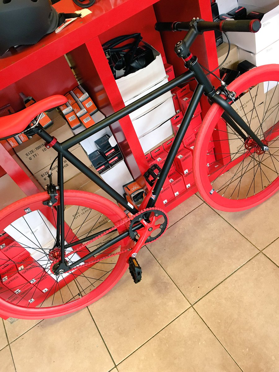 clens90's tweet photo. Thank you #hackneycycles 🚲 https://t.co/RuyODah0i5