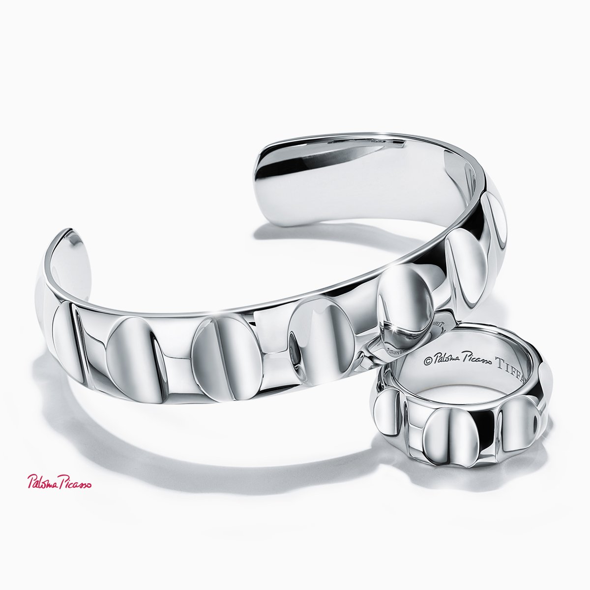 Paloma's Groove™, the new collection from #PalomaPicasso, has a clean grace that appeals to both men and women.