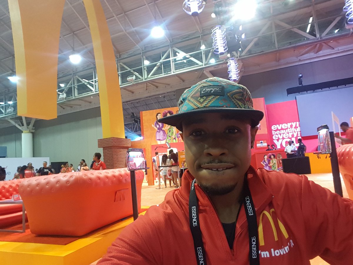 whoseChrisP's tweet image. #365BlackEF