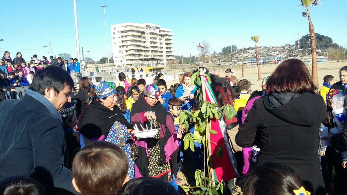 Niñ<a href="/s/">『S』</a> de #PencoCiudadHistorica participan n celebración Wetripantü Mapuche <a href="/opd_penco/">OPD Penco</a> @Sename_VIII  <a href="/VictorHugoPenco/">VictorHugoFigueroa</a>